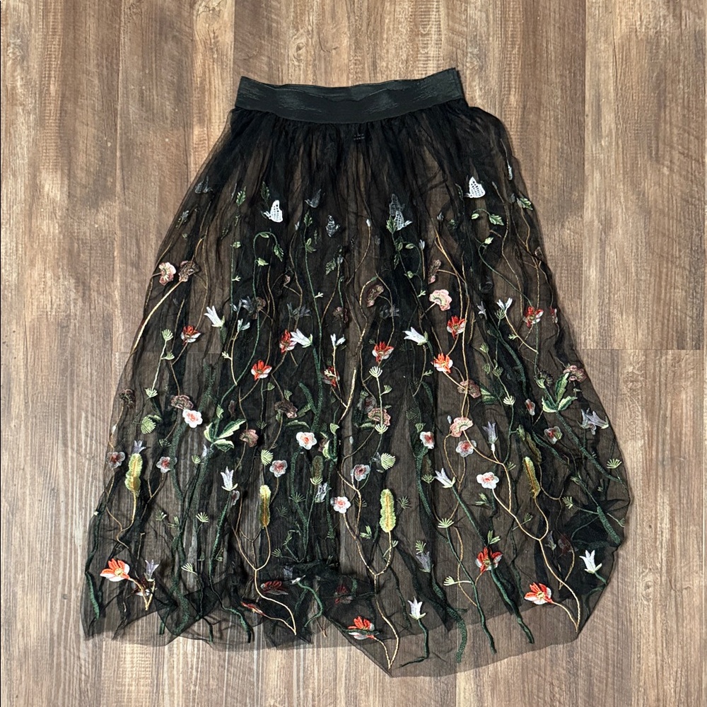 Forever 21 Black Long Floral Skirt
